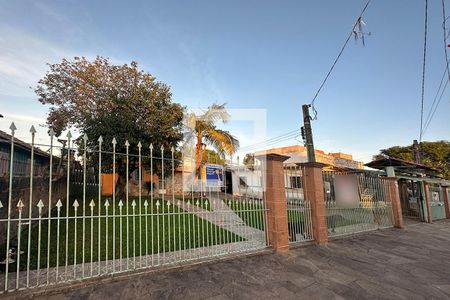 Casa à venda com 150m², 5 quartos e 2 vagasFachada da casa 