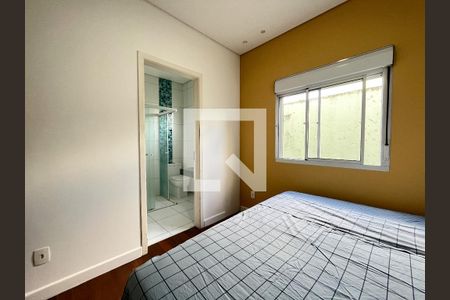 Casa à venda com 380m², 5 quartos e 3 vagas Casa à venda com 380m², 5 quartos e 3 vagasSuite 2