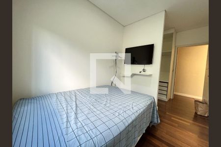 Casa à venda com 380m², 5 quartos e 3 vagas Casa à venda com 380m², 5 quartos e 3 vagasSuite 2