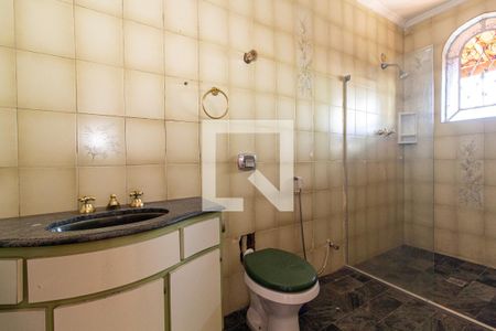 Casa à venda com 371m², 5 quartos e 6 vagasBanheiro