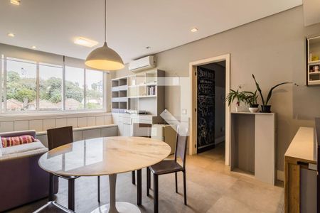 Sala de apartamento para alugar com 3 quartos, 97m² em Farroupilha, Porto Alegre