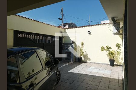 Casa à venda com 150m², 2 quartos e 3 vagas Casa à venda com 150m², 2 quartos e 3 vagasGaragem