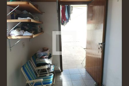 Casa à venda com 150m², 2 quartos e 3 vagas Casa à venda com 150m², 2 quartos e 3 vagasdeposito lavanderia