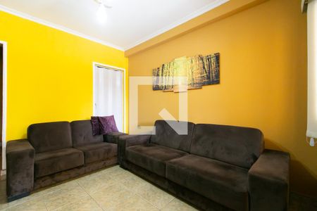 Sala 1 de casa para alugar com 2 quartos, 200m² em Conjunto Residencial José Bonifácio, São Paulo
