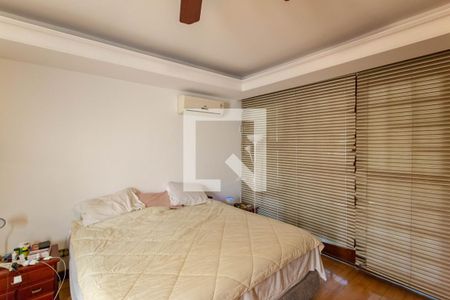 Casa à venda com 522m², 5 quartos e 5 vagas Casa à venda com 522m², 5 quartos e 5 vagasQuarto Suíte 2