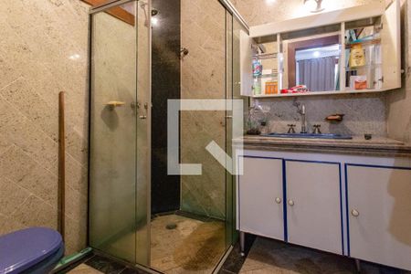 Casa à venda com 522m², 5 quartos e 5 vagas Casa à venda com 522m², 5 quartos e 5 vagasBanheiro da Suíte 1