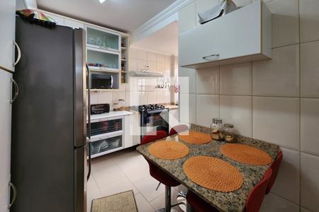 Apartamento à venda com 112m², 3 quartos e 2 vagas Apartamento à venda com 112m², 3 quartos e 2 vagasCozinha