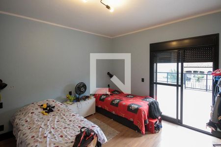 Casa à venda com 320m², 4 quartos e 5 vagas Casa à venda com 320m², 4 quartos e 5 vagasQuarto