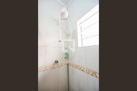 Casa à venda com 160m², 3 quartos e 2 vagasChuveiro