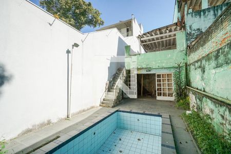 Casa à venda com 160m², 3 quartos e 2 vagasPiscina