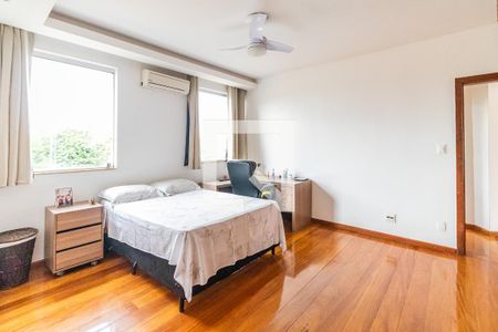 Casa à venda com 700m², 6 quartos e 3 vagasSuíte 1