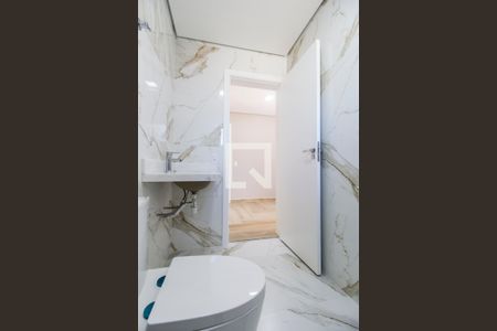 Casa de condomínio à venda com 280m², 3 quartos e 2 vagas Casa de condomínio à venda com 280m², 3 quartos e 2 vagasBanheiro