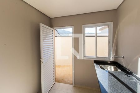 Casa de condomínio à venda com 280m², 3 quartos e 2 vagas Casa de condomínio à venda com 280m², 3 quartos e 2 vagasÁrea de Serviço