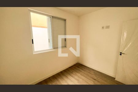 Apartamento à venda com 126m², 3 quartos e 2 vagas Apartamento à venda com 126m², 3 quartos e 2 vagasQuarto 2