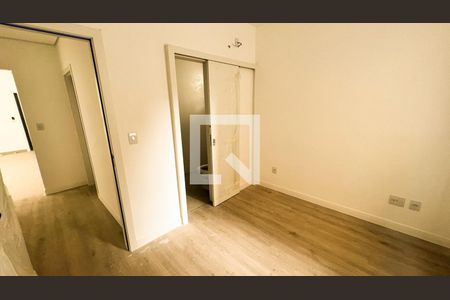 Apartamento à venda com 126m², 3 quartos e 2 vagas Apartamento à venda com 126m², 3 quartos e 2 vagasQuarto 2
