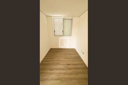 Apartamento à venda com 168m², 3 quartos e 3 vagas Apartamento à venda com 168m², 3 quartos e 3 vagasQuarto