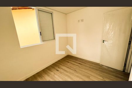 Apartamento à venda com 168m², 3 quartos e 3 vagas Apartamento à venda com 168m², 3 quartos e 3 vagasQuarto