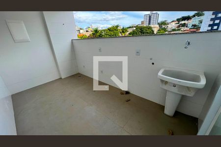 Apartamento à venda com 168m², 3 quartos e 3 vagas Apartamento à venda com 168m², 3 quartos e 3 vagasÁrea de Serviço