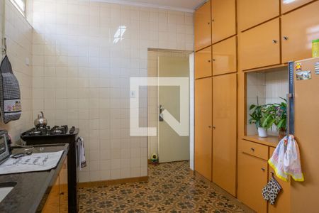 Casa à venda com 300m², 3 quartos e 4 vagas Casa à venda com 300m², 3 quartos e 4 vagasCozinha