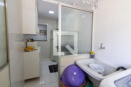 Apartamento à venda com 45m², 2 quartos e 1 vaga Apartamento à venda com 45m², 2 quartos e 1 vagaÁrea de Serviço