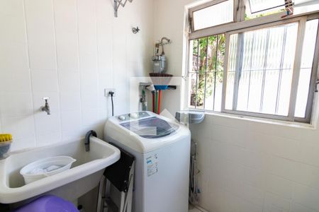 Apartamento à venda com 45m², 2 quartos e 1 vaga Apartamento à venda com 45m², 2 quartos e 1 vagaÁrea de Serviço