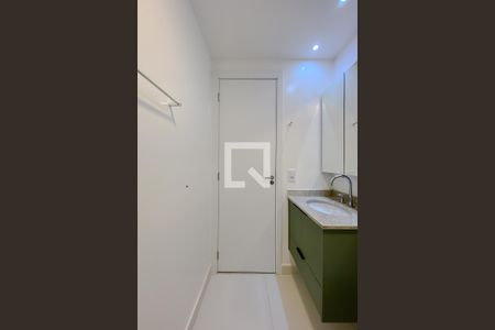 Banheiro de kitnet/studio para alugar com 1 quarto, 21m² em Belenzinho, São Paulo