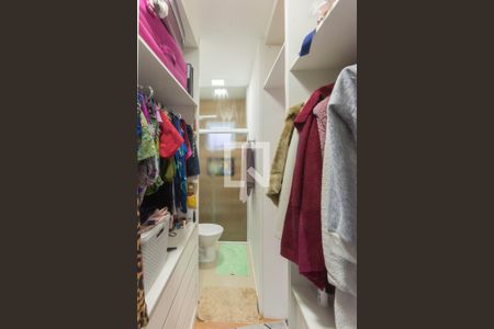 Casa à venda com 125m², 2 quartos e 1 vaga Casa à venda com 125m², 2 quartos e 1 vagaCloset da Suíte