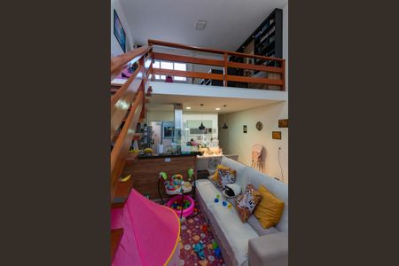 Casa à venda com 125m², 2 quartos e 1 vaga Casa à venda com 125m², 2 quartos e 1 vagaSala/Mezanino