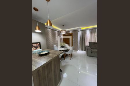 Casa à venda com 106m², 3 quartos e 2 vagas