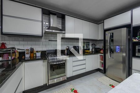 Casa à venda com 140m², 3 quartos e 2 vagas Casa à venda com 140m², 3 quartos e 2 vagasCozinha