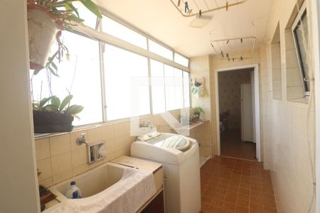 Apartamento à venda com 120m², 2 quartos e 2 vagasÁrea de Serviço