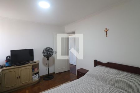 Apartamento à venda com 120m², 2 quartos e 2 vagasQuarto 2