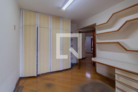 Apartamento para alugar com 241m², 5 quartos e 4 vagas Apartamento para alugar com 241m², 5 quartos e 4 vagasSuíte 3