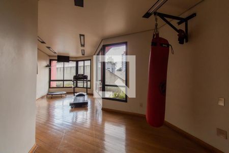 Apartamento para alugar com 241m², 5 quartos e 4 vagas Apartamento para alugar com 241m², 5 quartos e 4 vagasÁrea comum - Academia