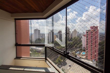 Apartamento para alugar com 241m², 5 quartos e 4 vagas Apartamento para alugar com 241m², 5 quartos e 4 vagasVaranda da Suíte 3