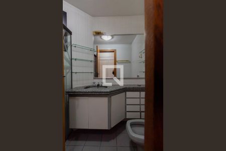 Apartamento para alugar com 241m², 5 quartos e 4 vagas Apartamento para alugar com 241m², 5 quartos e 4 vagasBanheiro da Suíte 1