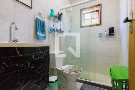 Casa de condomínio à venda com 168m², 4 quartos e 1 vagaBanheiro Social 2