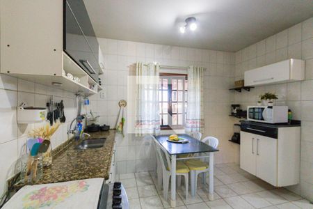 Casa de condomínio à venda com 168m², 4 quartos e 1 vagaCozinha