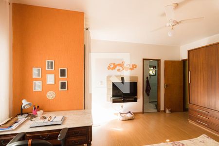 Casa de condomínio à venda com 168m², 4 quartos e 1 vagaQuarto 4 - Suíte