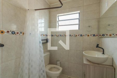 Banheiro de apartamento para alugar com 1 quarto, 41m² em Protásio Alves, Porto Alegre