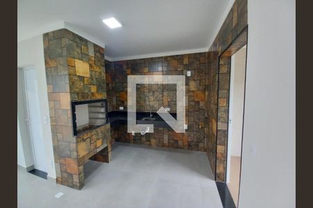Casa à venda com 170m², 3 quartos e 3 vagas