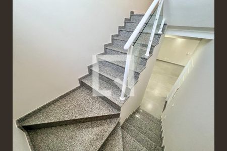 Casa à venda com 170m², 3 quartos e 3 vagas