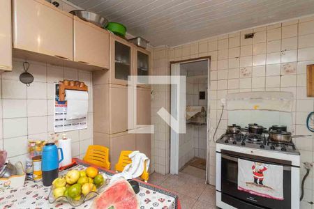 Casa à venda com 220m², 3 quartos e 2 vagasCozinha 