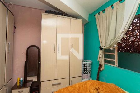 Casa à venda com 220m², 3 quartos e 2 vagasQuarto 2 