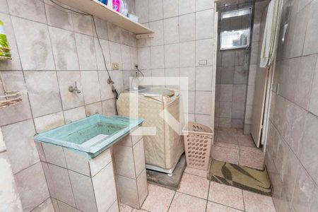 Casa à venda com 220m², 3 quartos e 2 vagasÁrea de serviço 