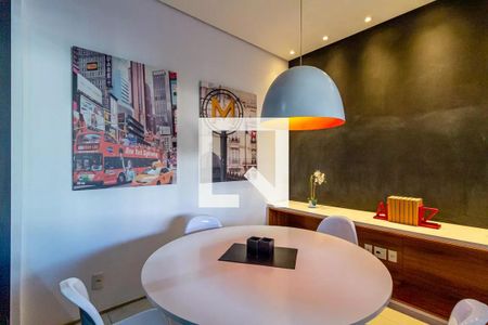 Apartamento à venda com 43m², 1 quarto e 1 vaga Apartamento à venda com 43m², 1 quarto e 1 vagaÁrea Comum - Sala de Reunião