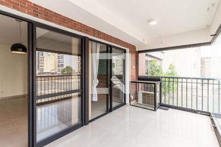 Apartamento à venda com 43m², 1 quarto e 1 vaga Apartamento à venda com 43m², 1 quarto e 1 vagaVaranda
