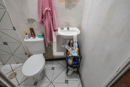 Casa à venda com 230m², 3 quartos e 15 vagasBanheiro da suite