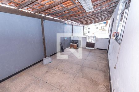 Casa à venda com 230m², 3 quartos e 15 vagasÁrea de serviço