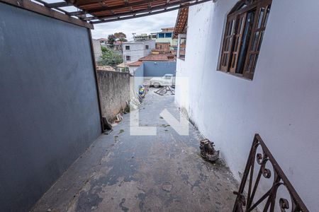Casa à venda com 230m², 3 quartos e 15 vagasQuintal